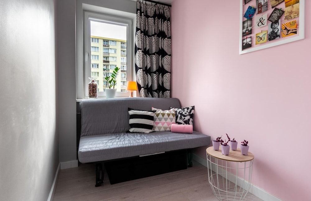 undefined Warsaw Concierge Silver Apartment 7