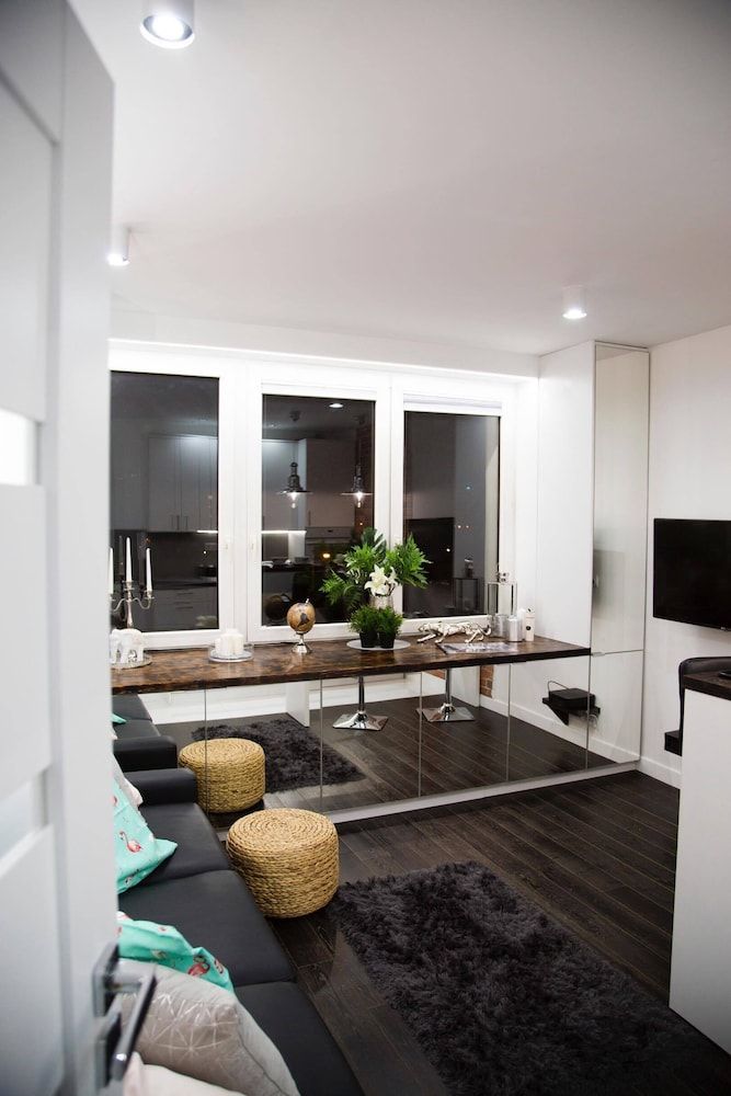 undefined Warsaw Concierge Modern Studio 7