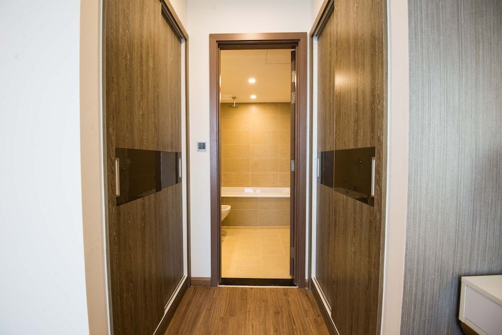 Byn Housing - Vinhomes Metropolis Byn Housing #1 City View - 2 Bedrooms Apartment 20