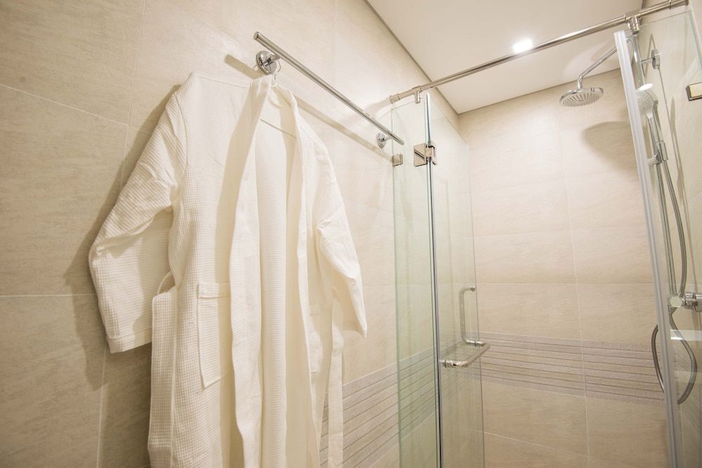 Byn Housing - Vinhomes Metropolis Byn Housing #1 City View - 2 Bedrooms Apartment 31