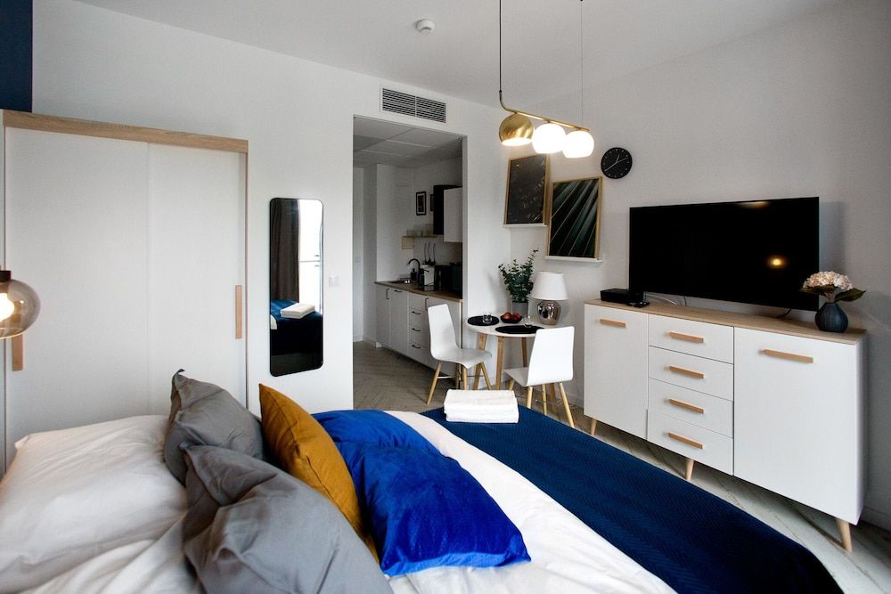 undefined P&O Apartments Warsaw West Railway Station 3