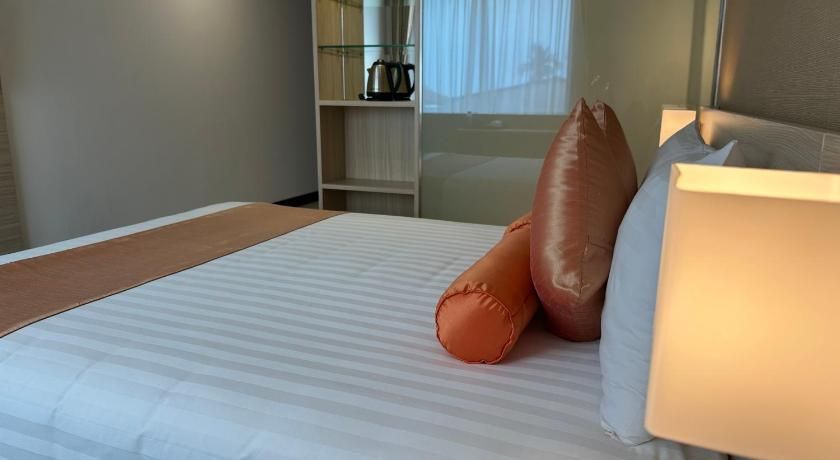 undefined HOTEL YAH HANOI 10