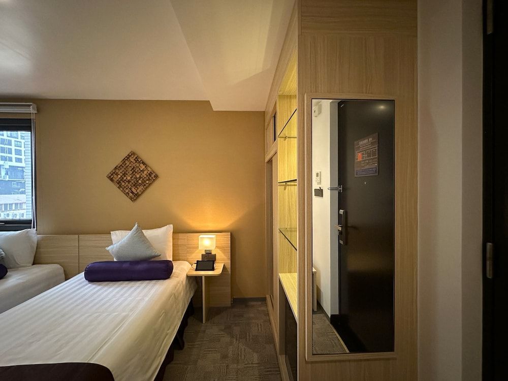 undefined HOTEL YAH HANOI 8