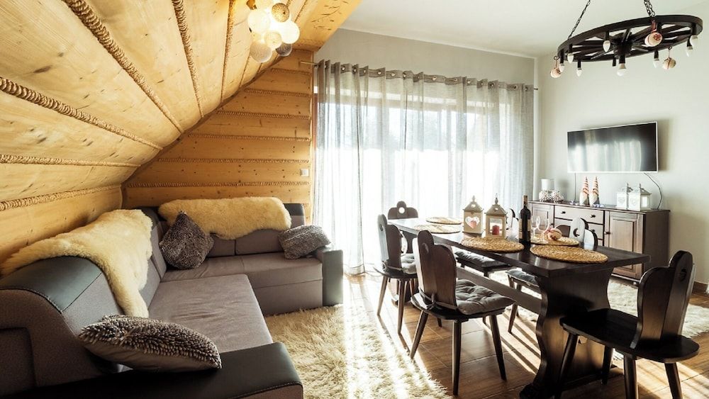 Apartment (C4)