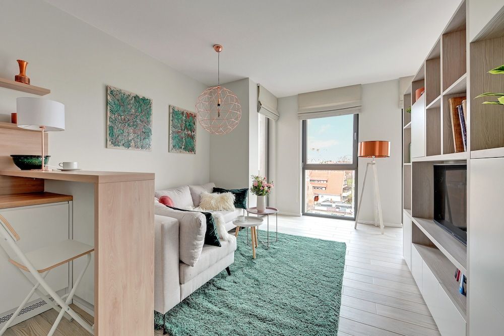 undefined Flats For Rent - Garden Gates 8