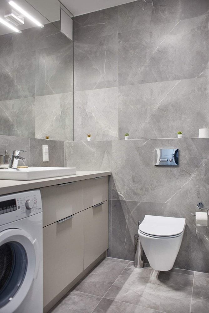 Metro Imielin 9th Floor Apartment Comfort Apartment 16