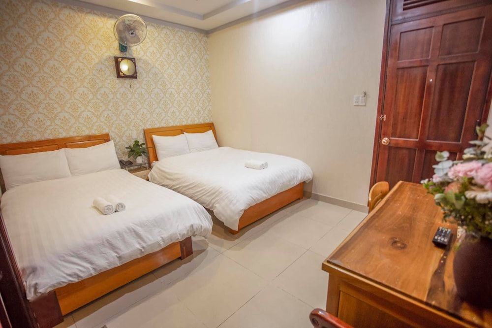 undefined Huong Moc Hotel 8