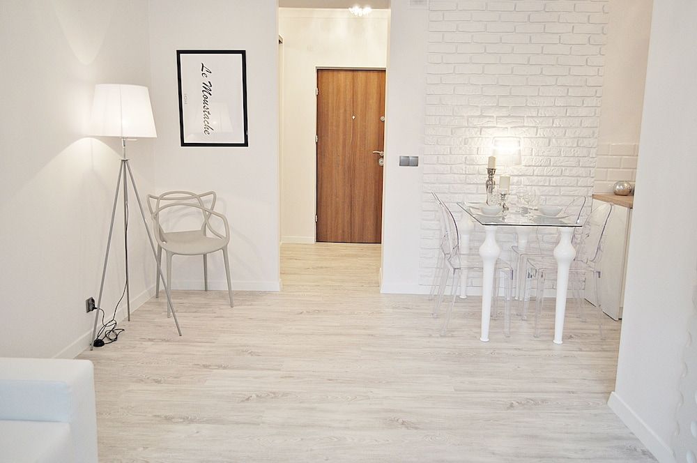 undefined Warsaw Concierge Opera Apartment 9