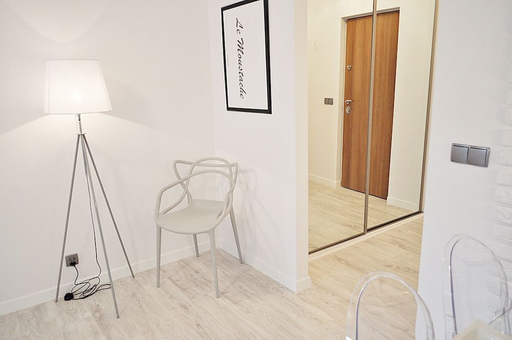 undefined Warsaw Concierge Opera Apartment 3