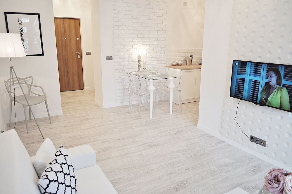 undefined Warsaw Concierge Opera Apartment 8