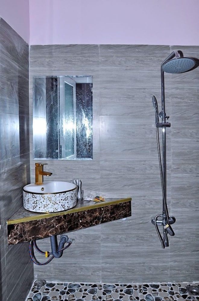 Bien Ngoc Ly Son Hotel Standard Family Room 9