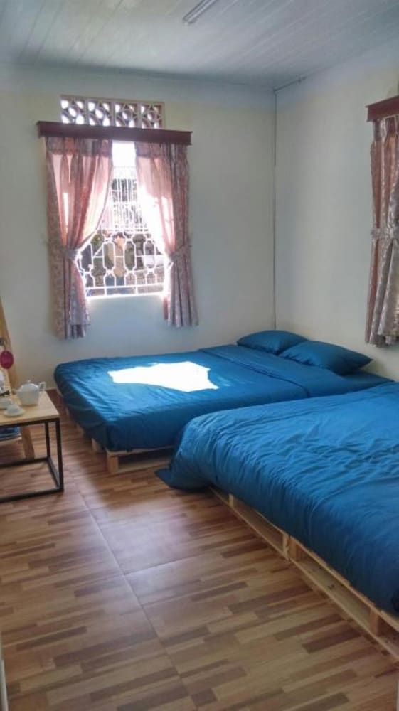 Pine Tree House Da Lat Family Room, Shared Bathroom 2