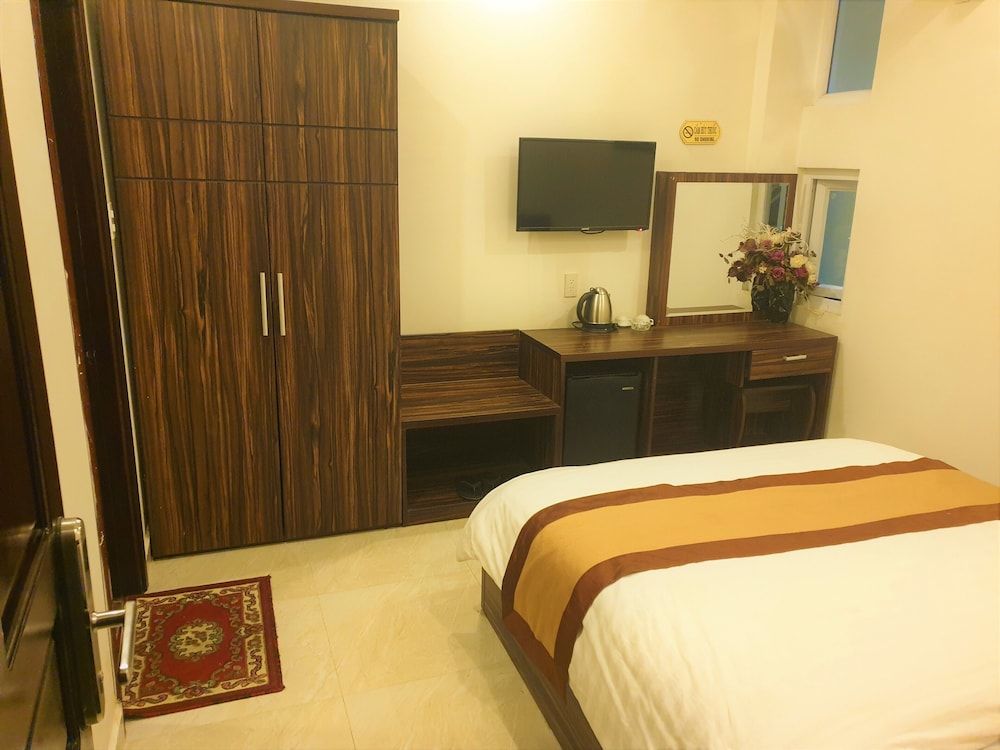 undefined New Hampton Suits - Tam Xuan Centre Hotel 6