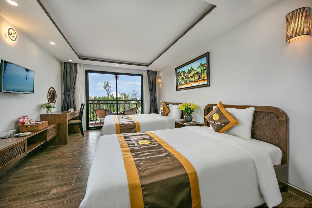 Villa Blake Hoi An Deluxe Quadruple Room
