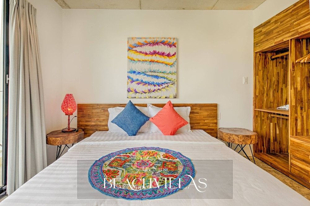 undefined Peaceful Pool Villa In Rice Paddies