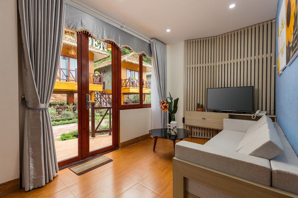 Moc Chau Eco Garden Resort Executive Bungalow, 3 Bedrooms, Valley View 5