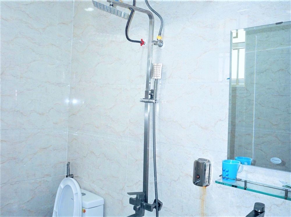 B Villa Villa, 6 Bedrooms 7