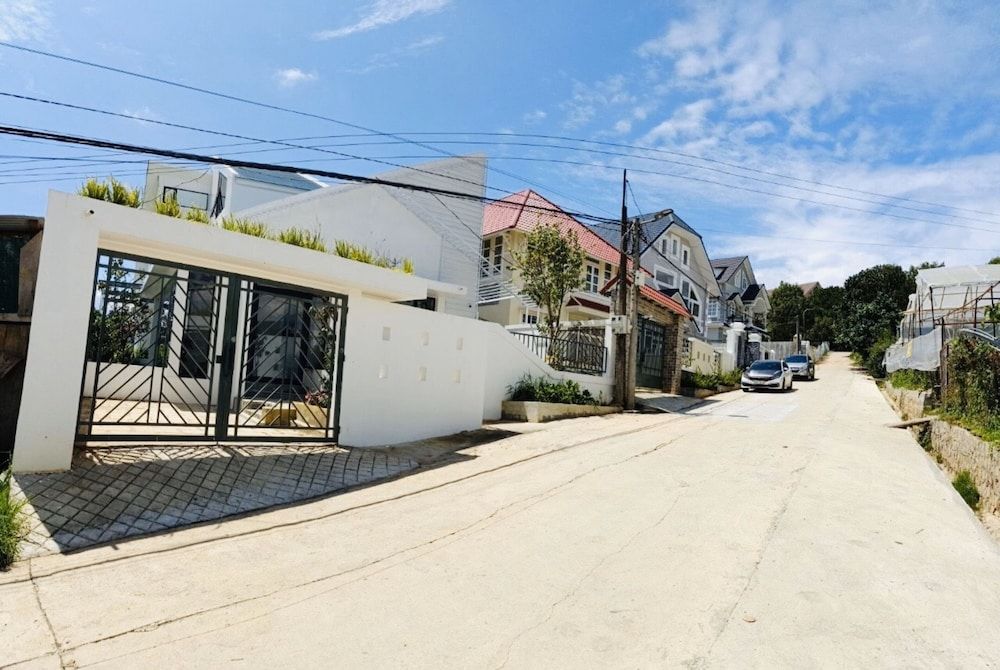 undefined B Villa 10