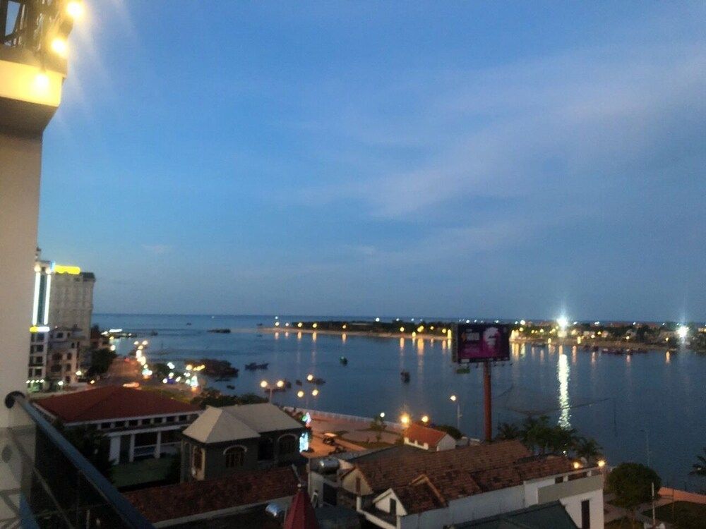 Bamboo Green Hotel Superior Room 3