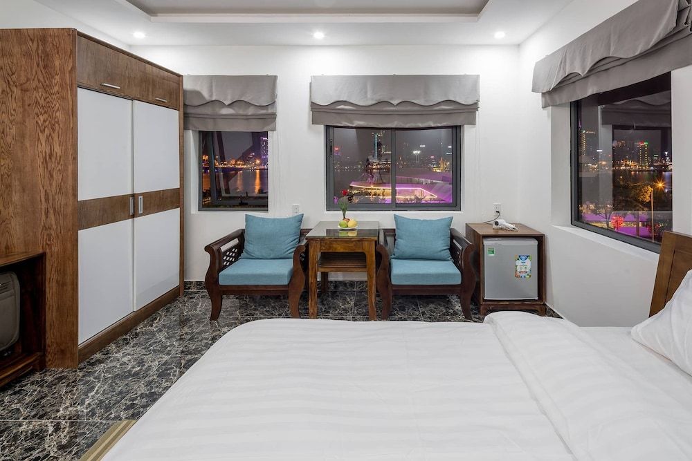 undefined Marinas Penthouse Close To Popular Attractions 6