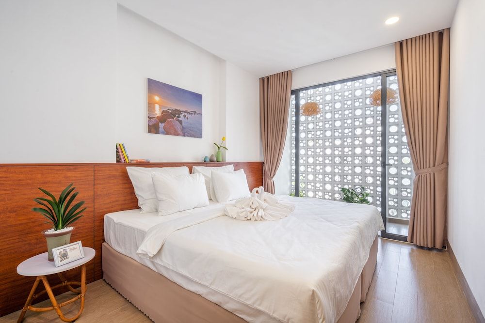 undefined Aloka Suite 8