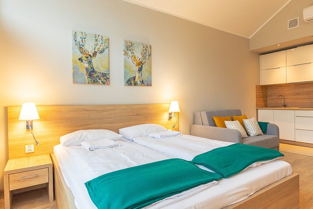 Family Studio Suite