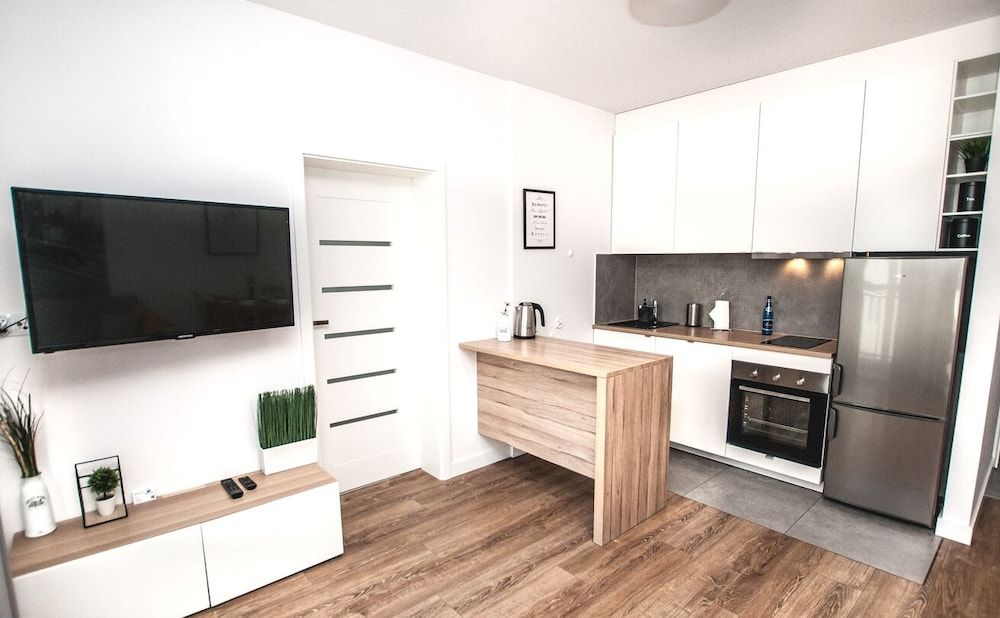 BatogoSpot Towers Deluxe Apartment 3