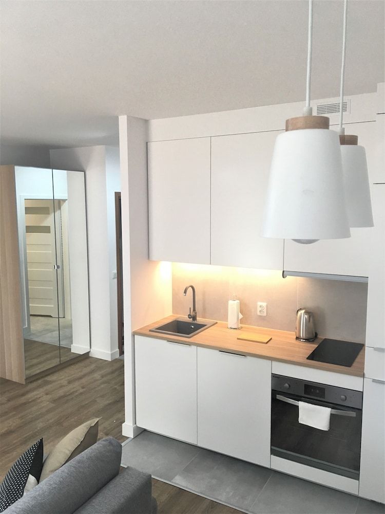 BatogoSpot Towers Luxury Apartment 3