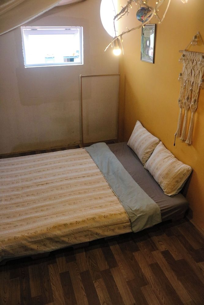 undefined Gia Han Hotel 4