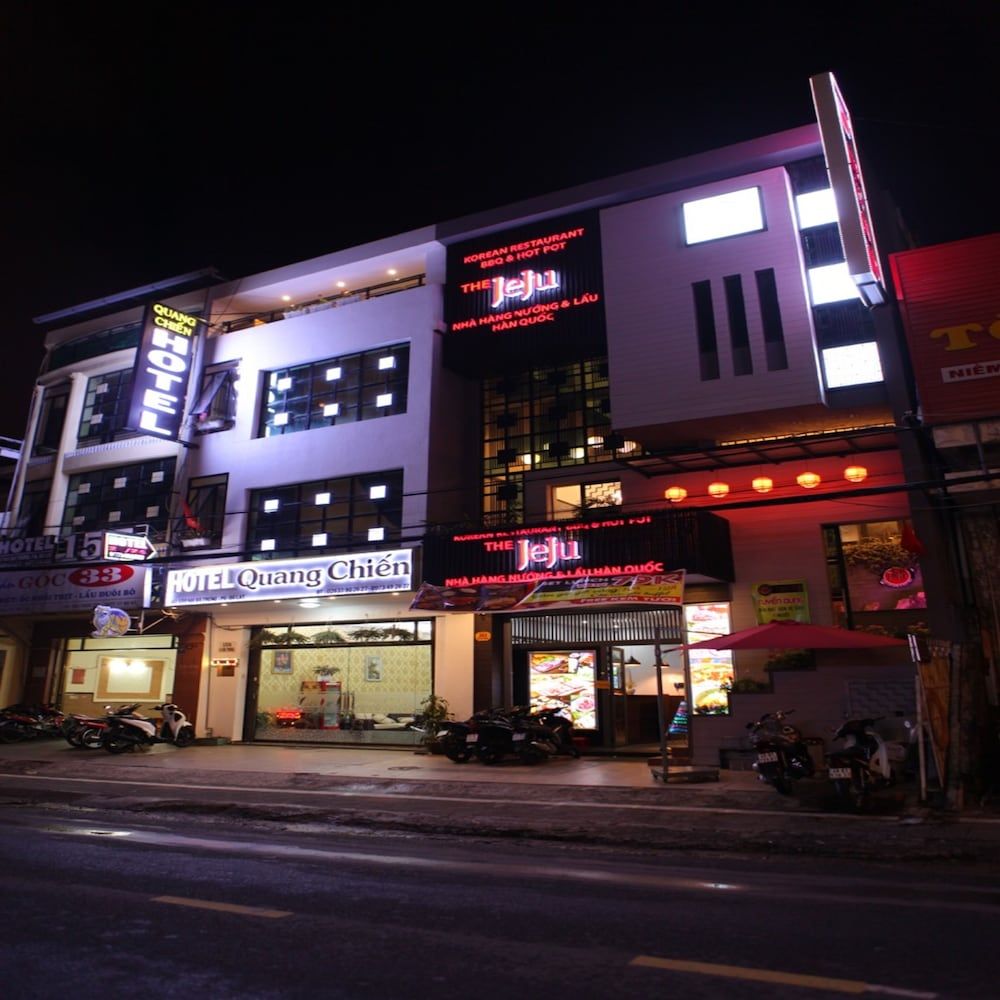 undefined Quang Chien Hotel by Zuzu 6