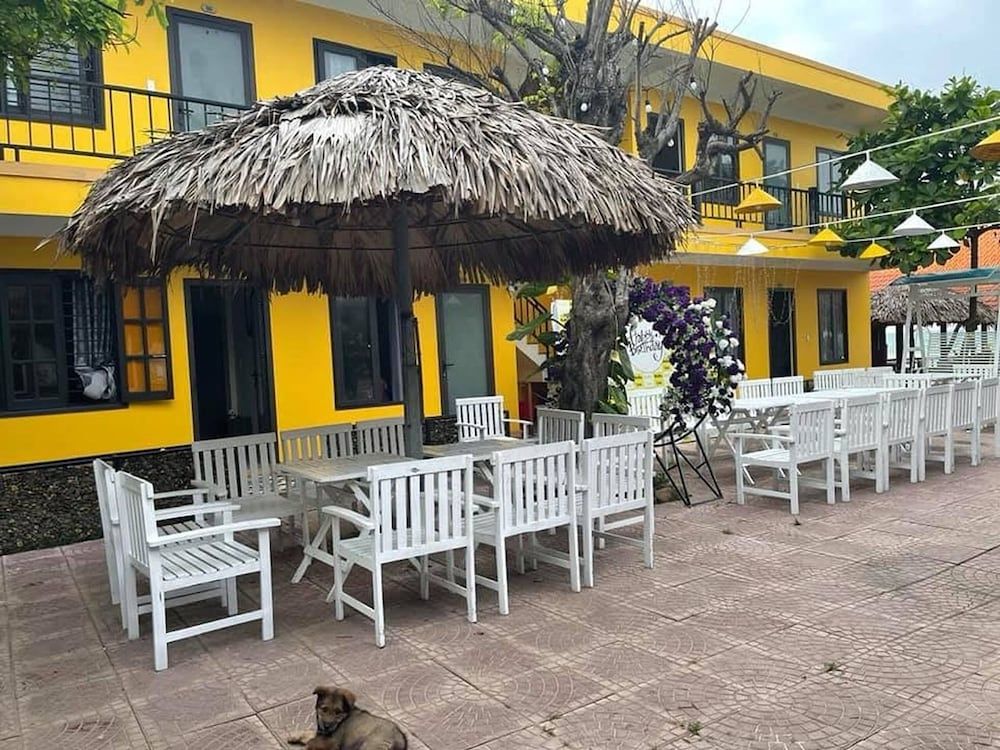 undefined Nana Lee Homestay & Restaurant 8