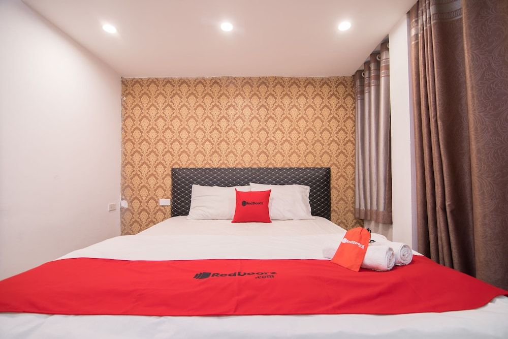 undefined RedDoorz near Nha Tho Street 4