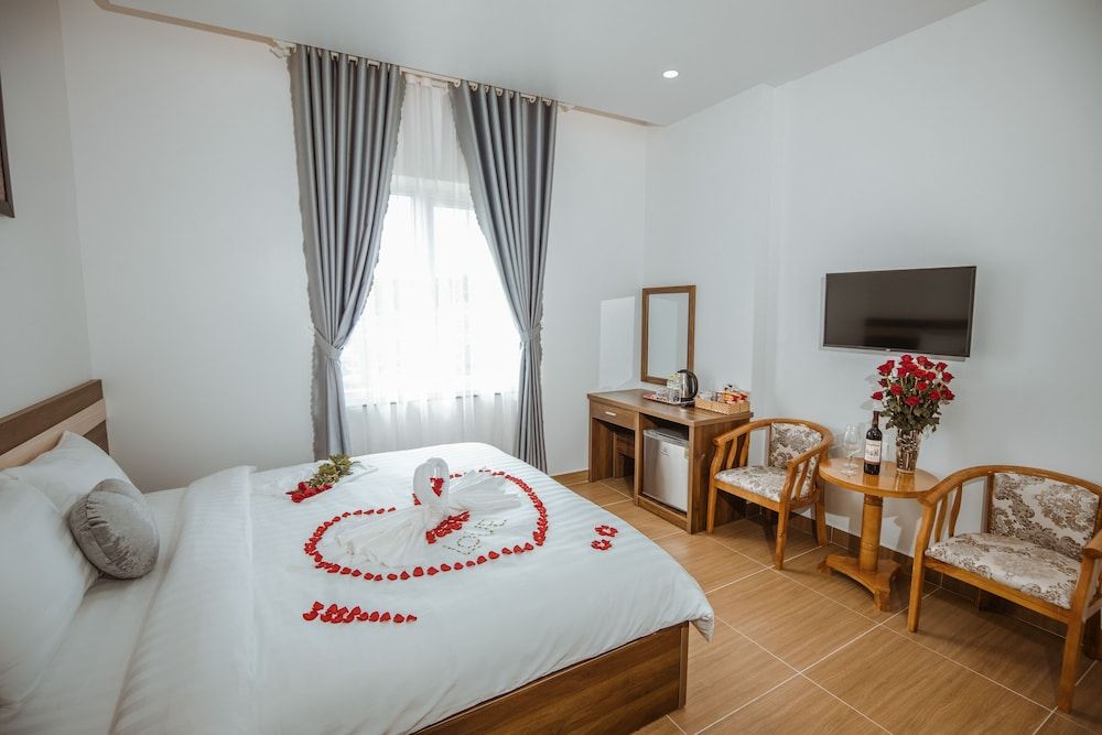 undefined RedDoorz Premium Anh Duc Da Lat Hotel 8