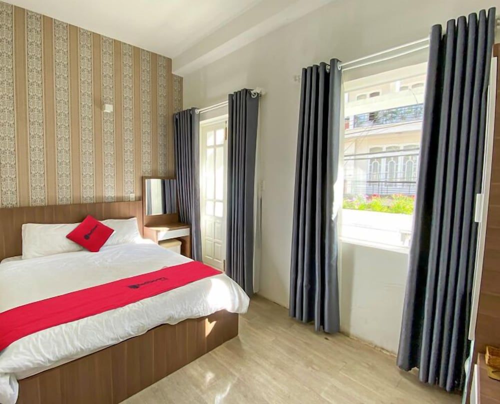 undefined RedDoorz Amis Hotel near Da Lat Market 6