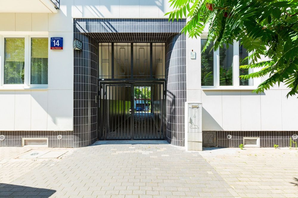 undefined Apartments Warsaw Odolańska by Renters 2