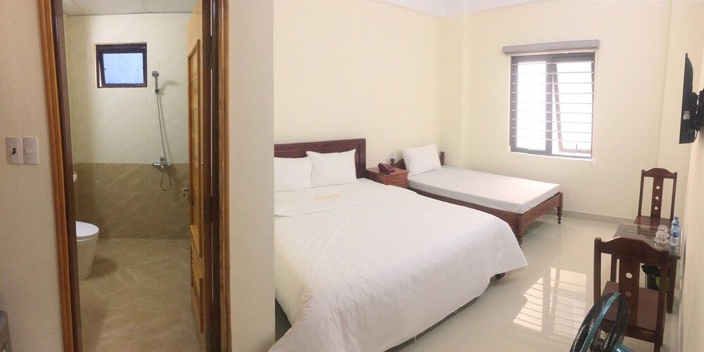 undefined Gia Nguyen Hotel Dong Hoi 2