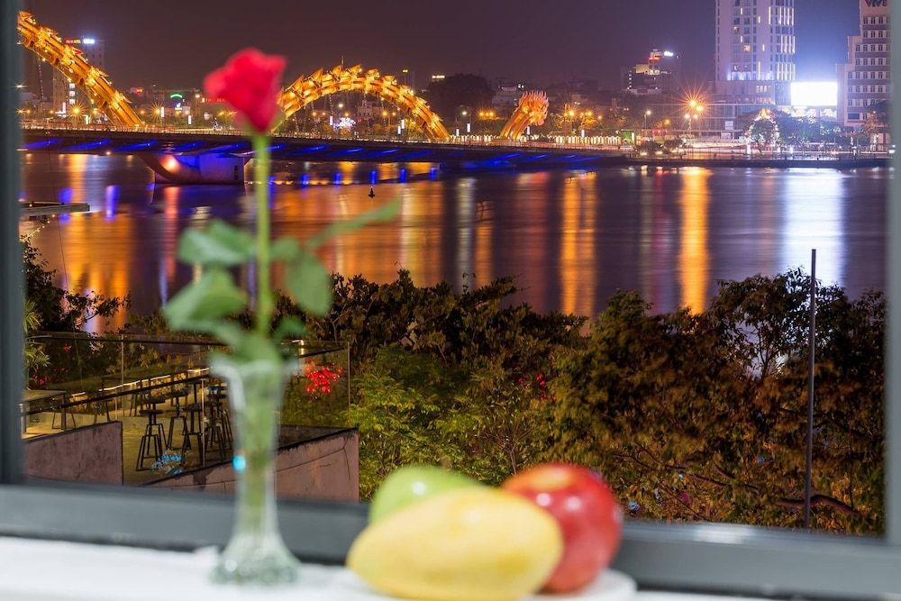 undefined Marinas Penthouse Close to Beaches 3