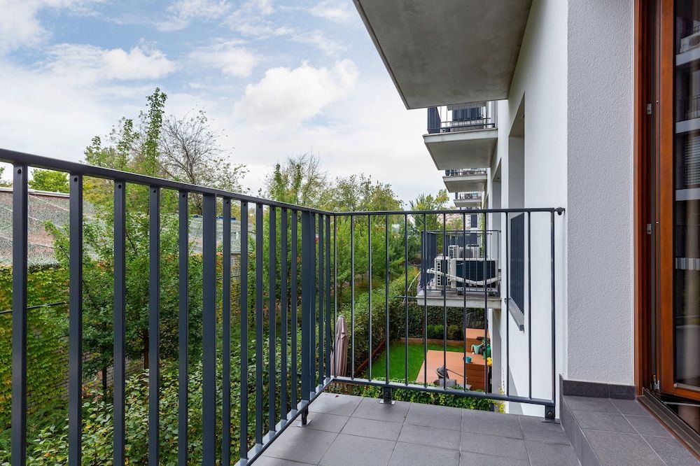 undefined Apartments Warsaw Magazynowa by Renters 10