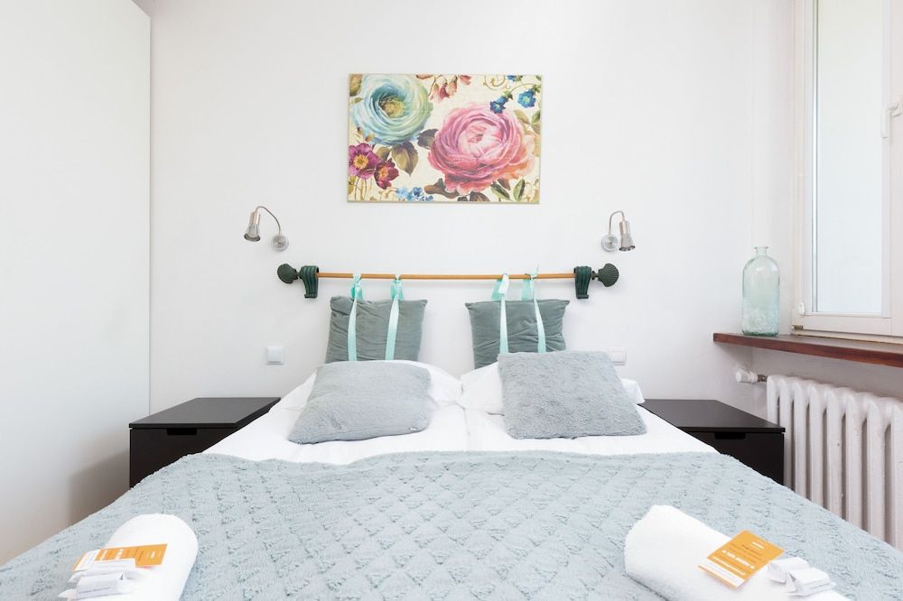 undefined Apartment Warsaw Browarna by Renters 9