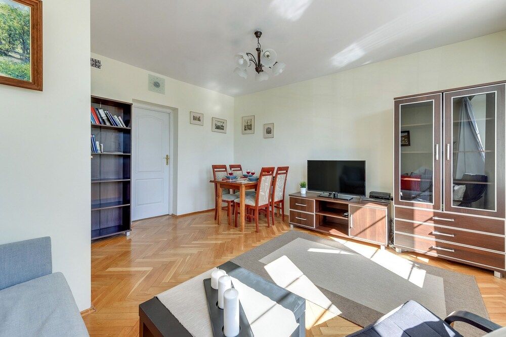 By the River Gdansk Old Town by Renters Apartment, 2 Bedrooms, 2 Bathrooms, River View 14