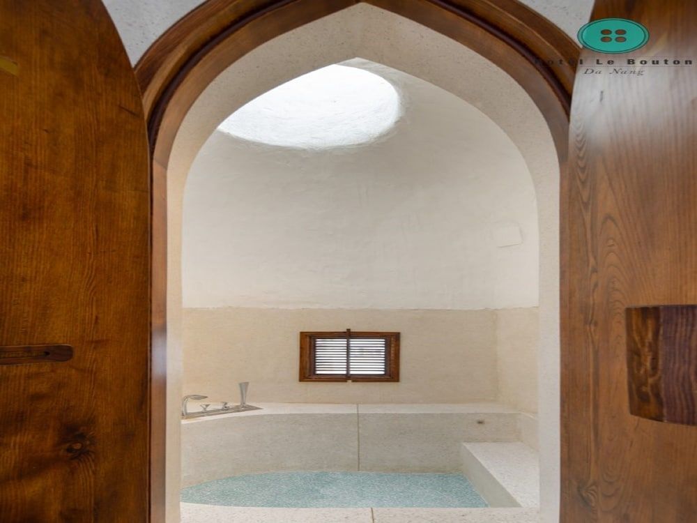 Hotel Le Bouton Deluxe Double with Sea View 5