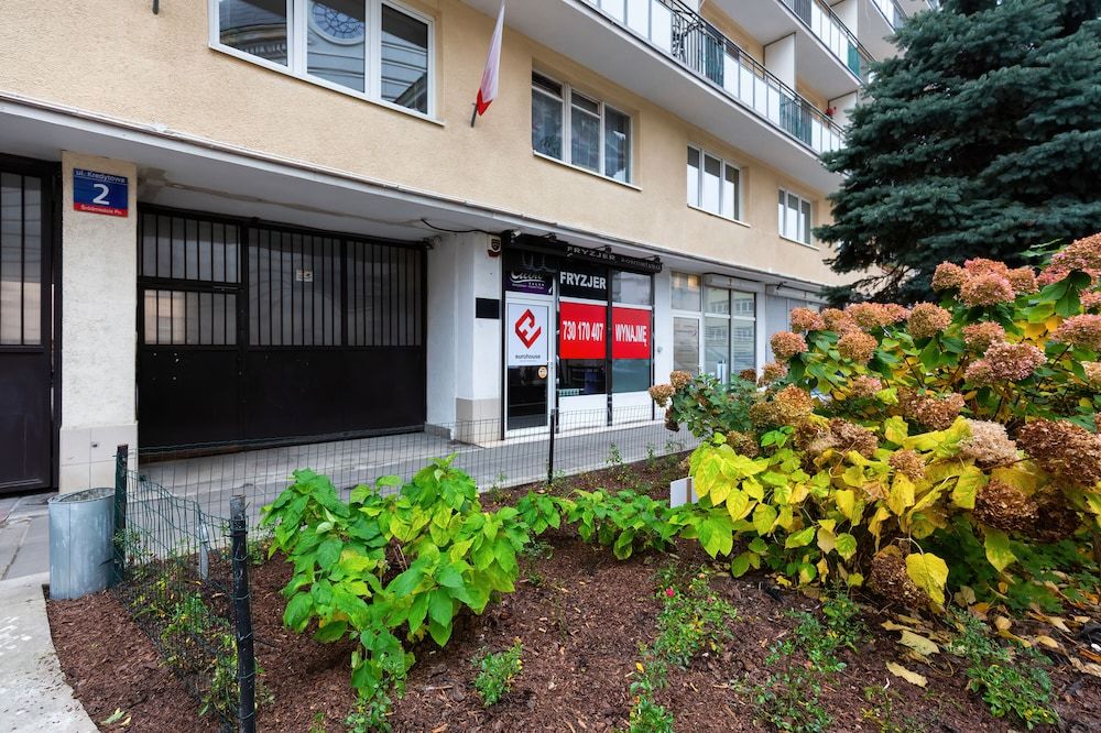 undefined Apartments Warsaw Kredytowa by Renters 2
