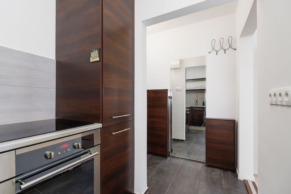 undefined Apartment Warsaw Podlesna by Renters 9