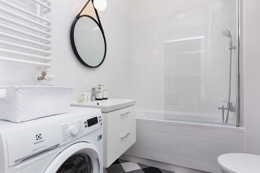 undefined Apartment Warsaw Kasprzaka by Renters 10