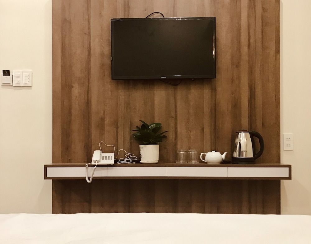 undefined Cozy Hotel 6