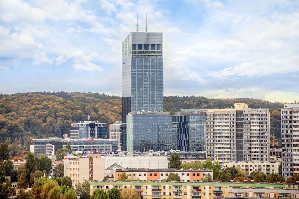 undefined City and Sea View Apartment by Renters