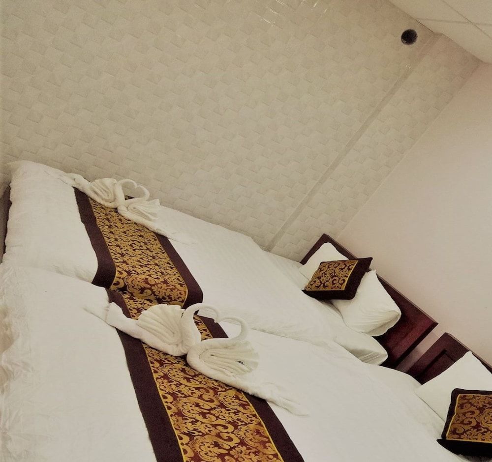 undefined Phuc Dang Huy Hotel 2