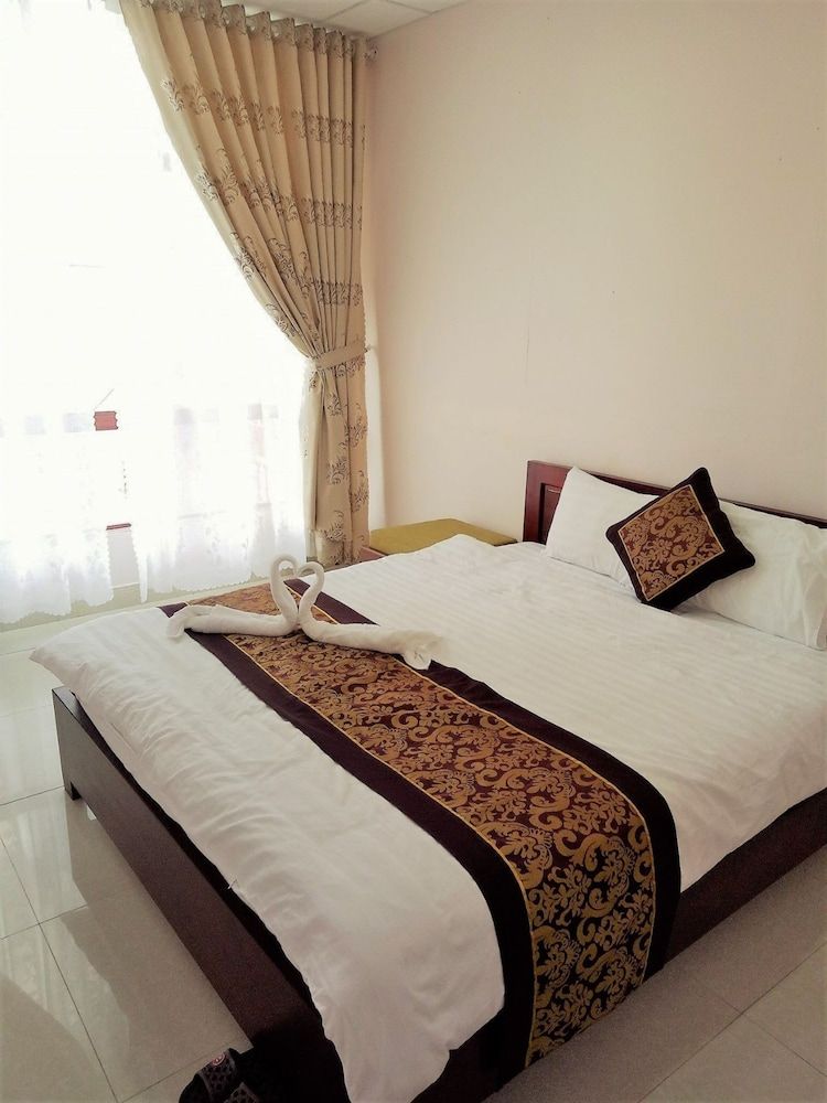 Phuc Dang Huy Hotel Standard Room 8