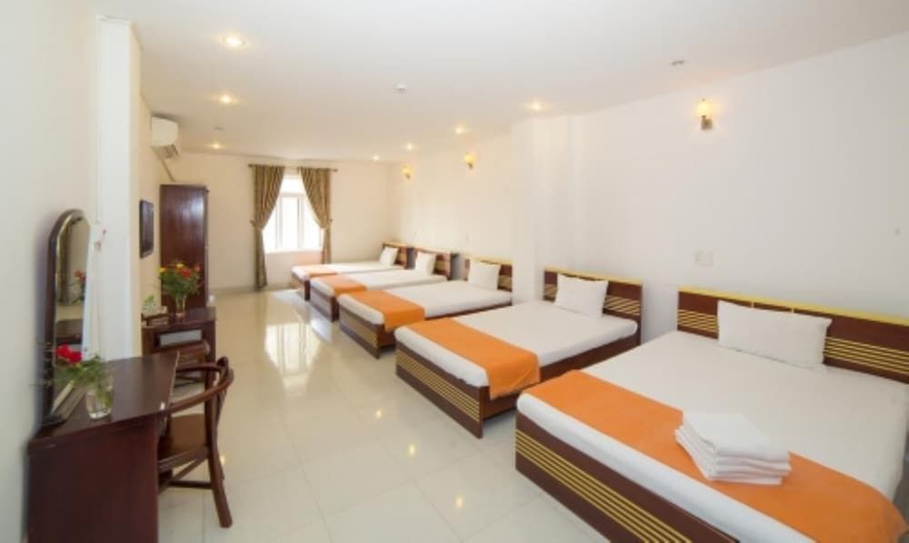 House Land Hotel Da Nang Deluxe Family Room 4