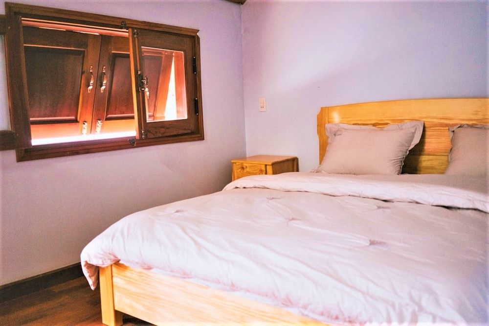 Bungalow Lam Phuong Cac Hill Deluxe Double Room 2